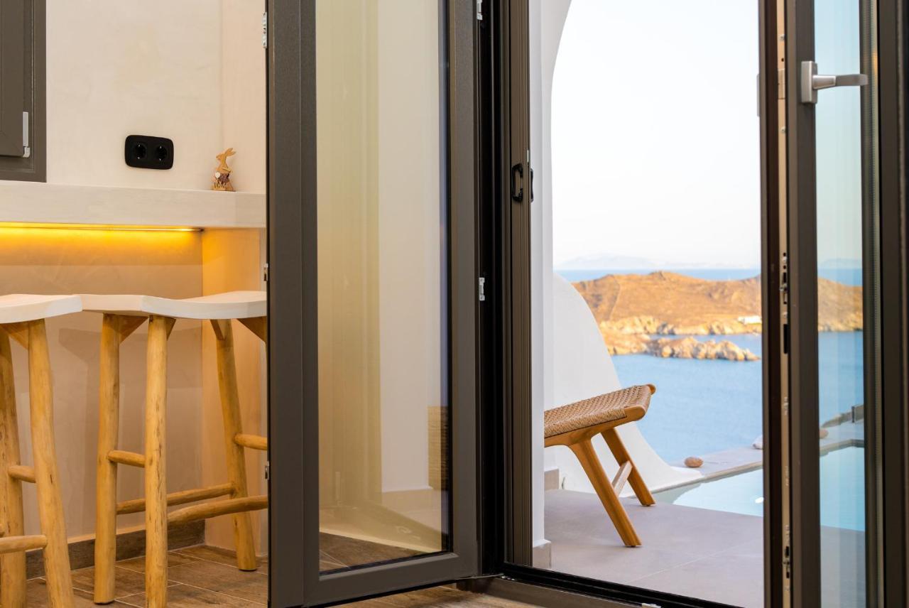 Seaside House With Sunset View And Small Pool